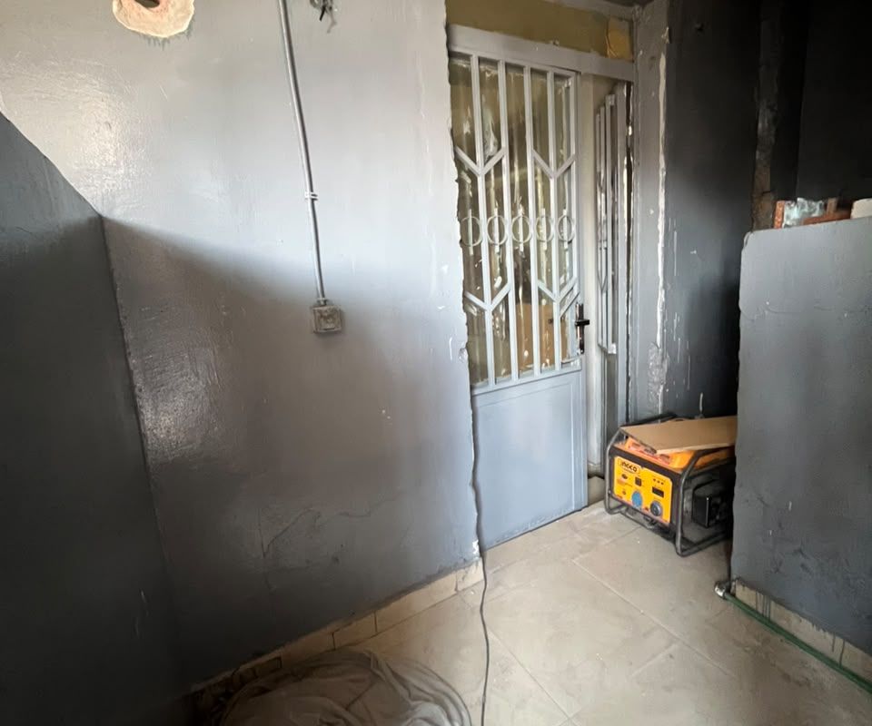 Photo de Maison à louer à Limete, Kinshasa - 1 chambre(s) - SmartImmo
