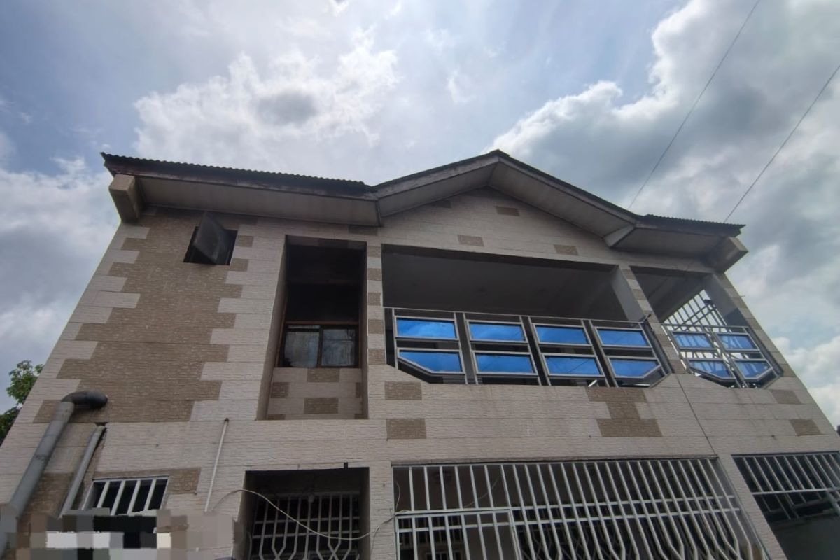 Photo de Maison à louer à Lemba, Kinshasa - 4 chambre(s) - SmartImmo