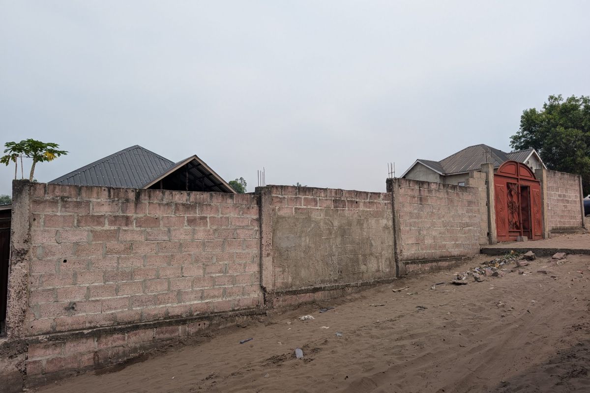 Photo de Maison à louer à Nsele, Kinshasa