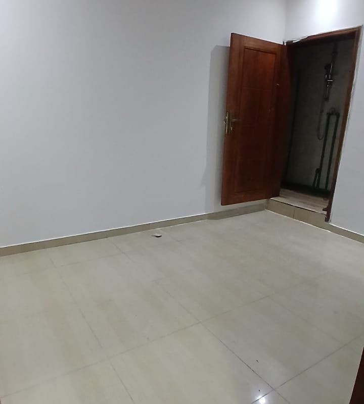 6a8879776d904.jpg