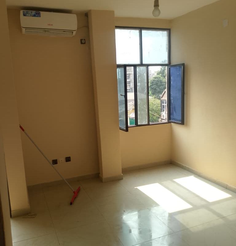 Photo de Appartement à louer à Limete, Kinshasa - 4 chambre(s) - SmartImmo
