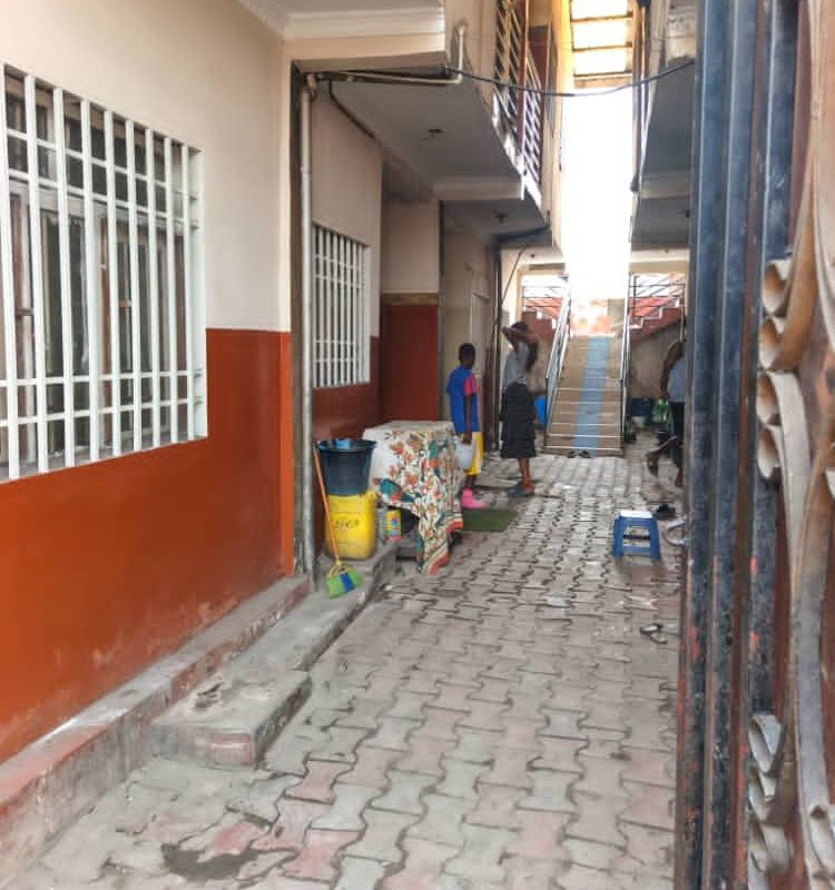 Photo de Maison à louer à Kalamu, Kinshasa - 2 chambre(s) - SmartImmo